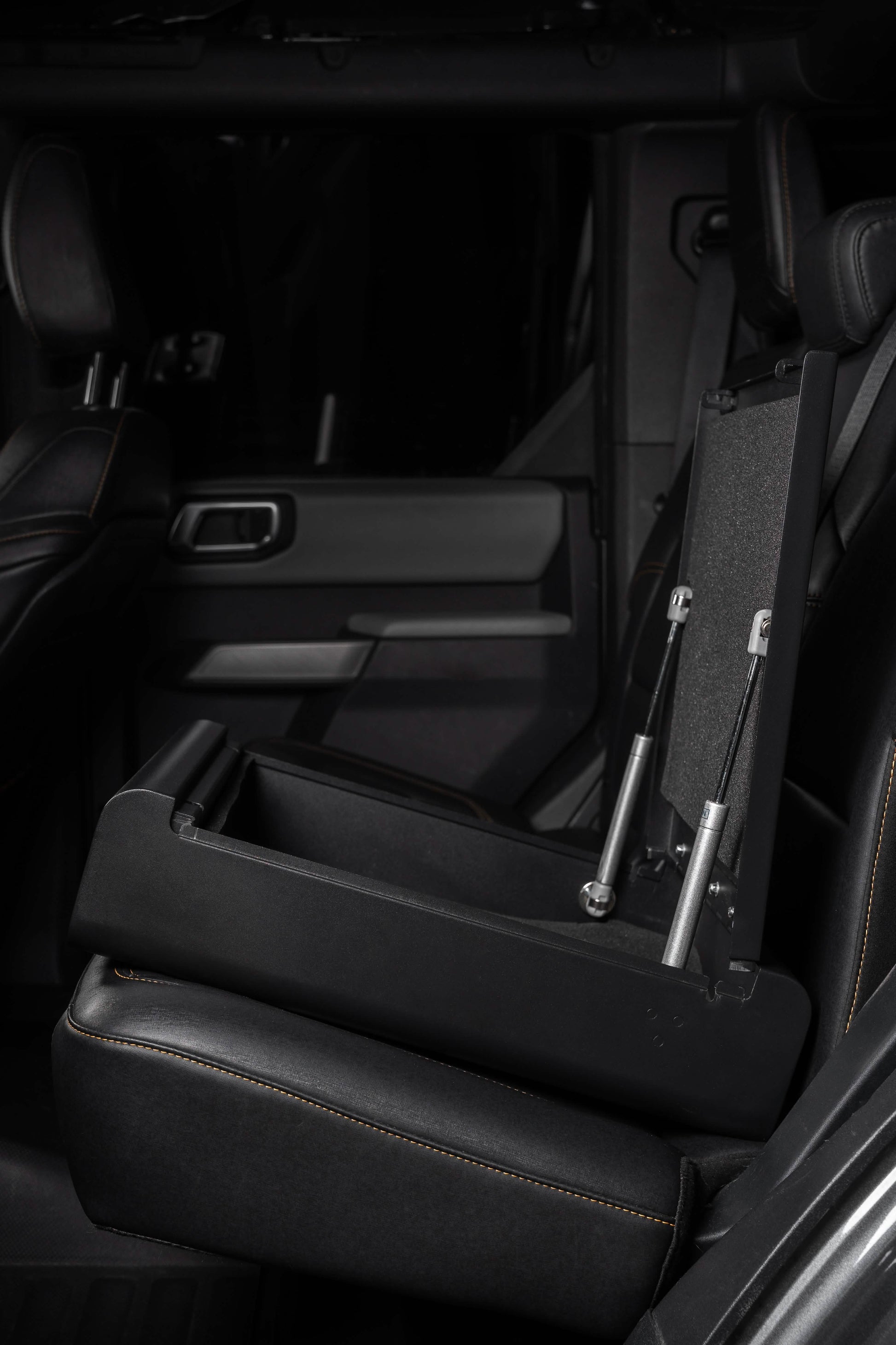 BoostedSafe Elite open with gas strut hinges installed rear suv seat
