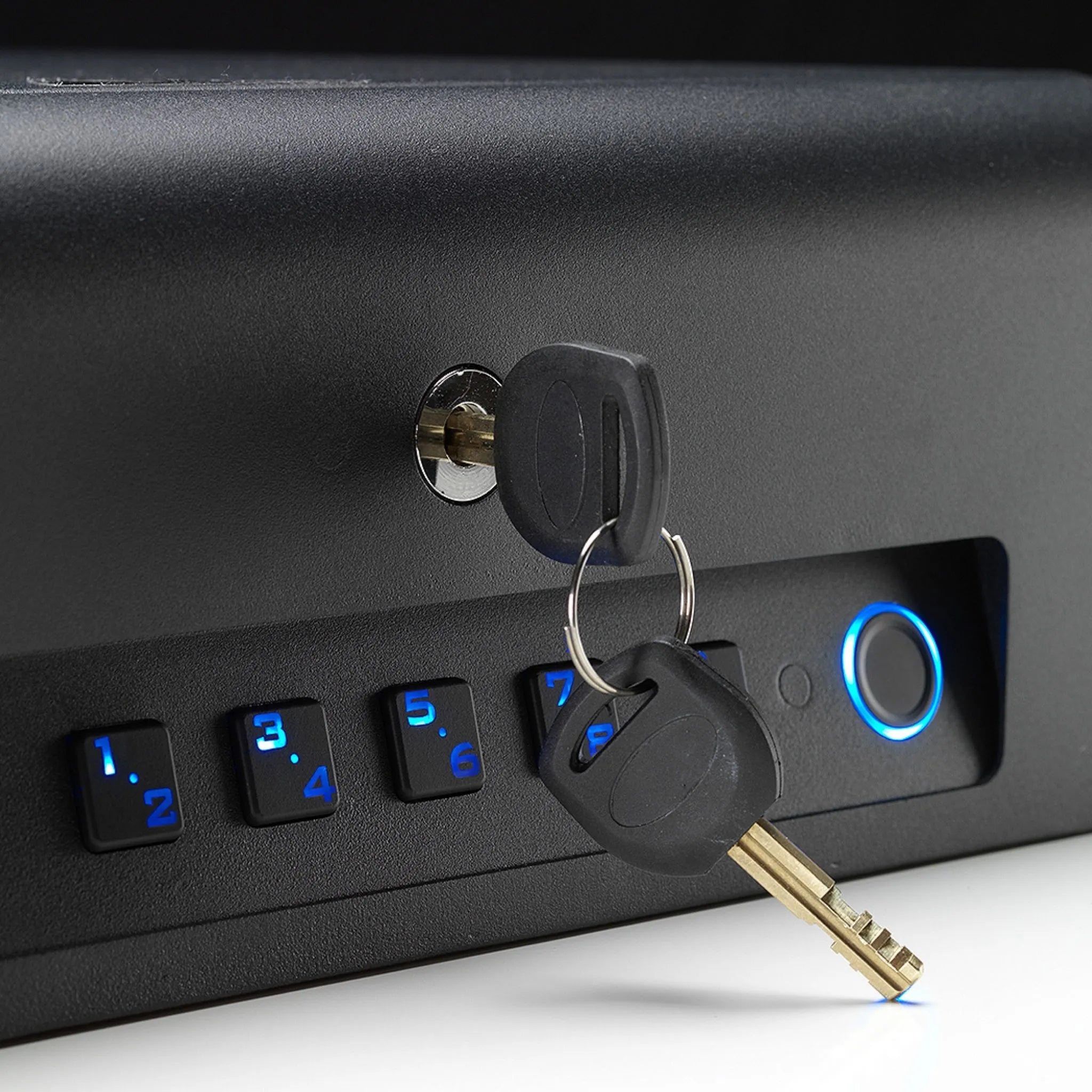 BoostedSafe Elite fingerprint keypad and backup key access
